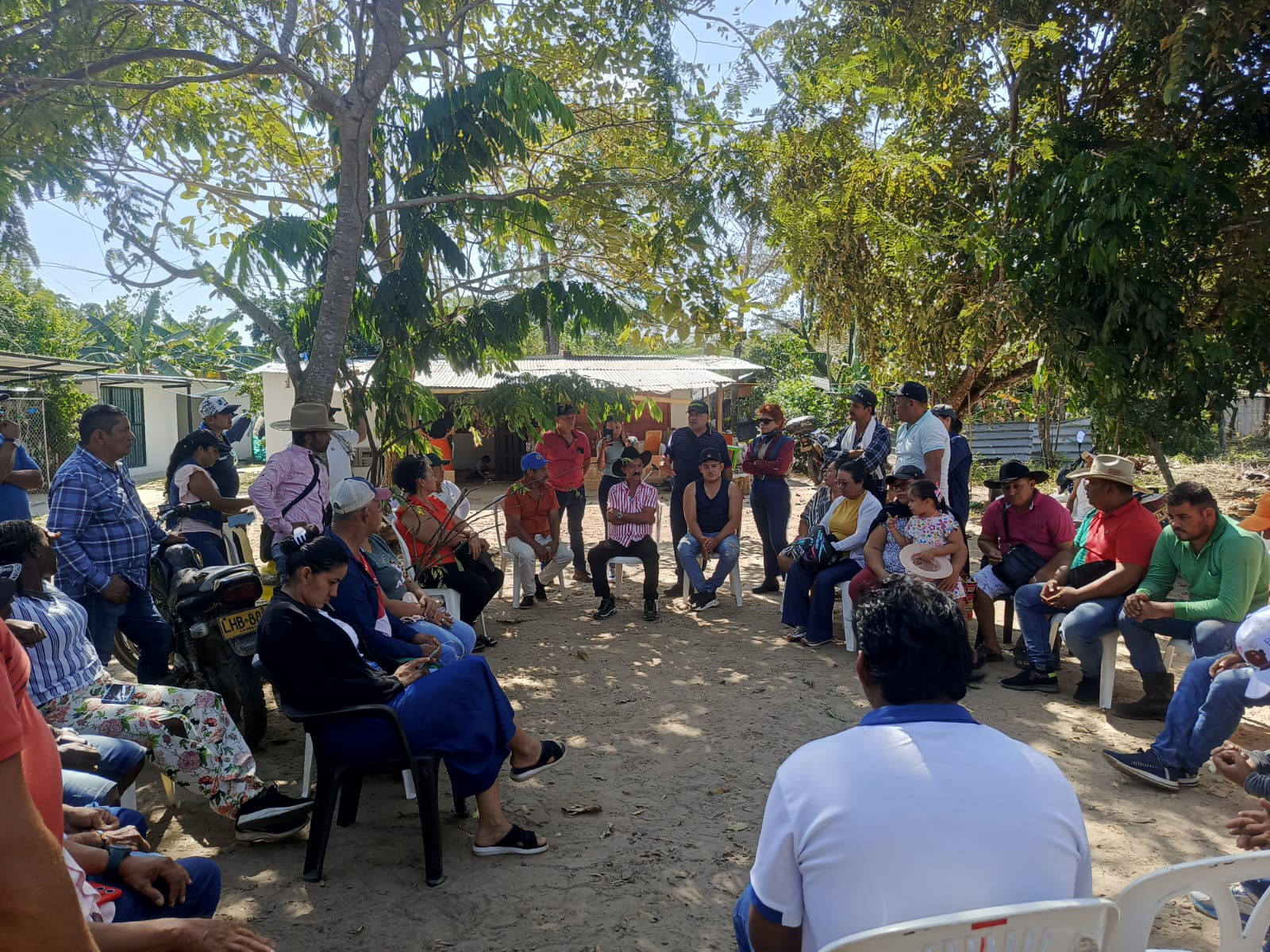 Encuentro con Comunidades en Maní